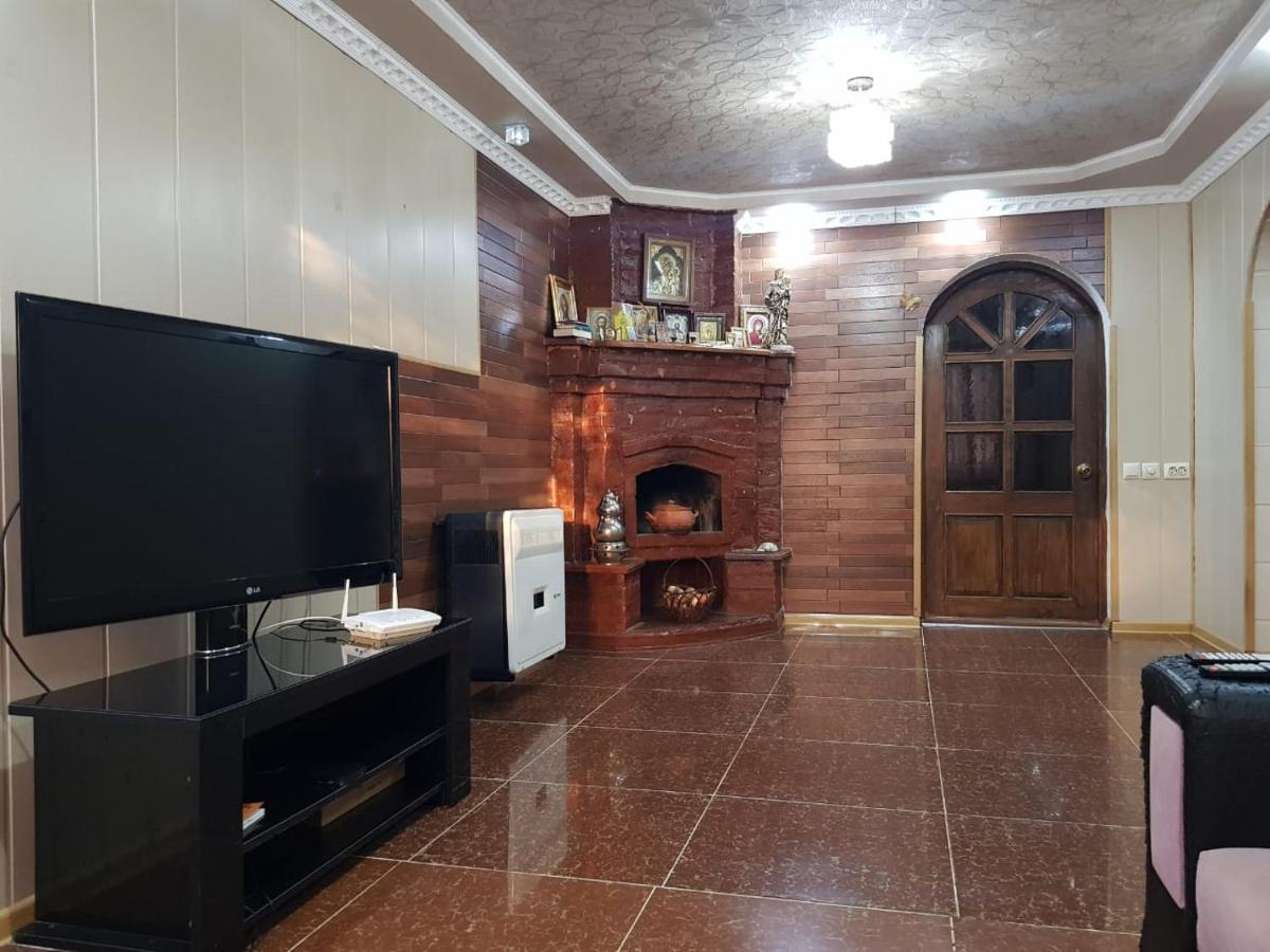Гостевой Дом Поти Apartment Екстериор снимка